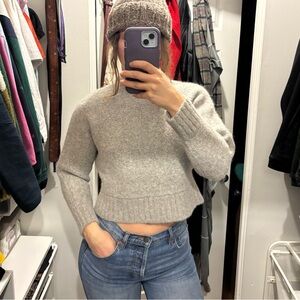 Babaton Heather Gray 100% Alpaca Wool Crew Neck Sweater